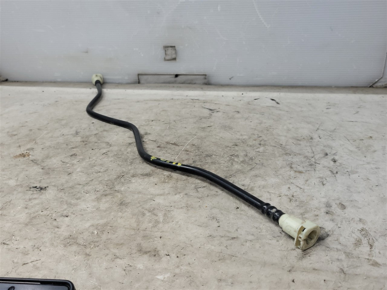 2005 CORVETTE FUEL TANK EVAP LINE BREATHER 25899613 34182 - image 8