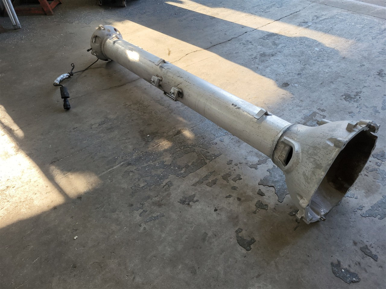 2005 CORVETTE TORQUE TUBE DRIVE SHAFT MANUAL 52K MILES NICE CONDITION 34185 - image 3