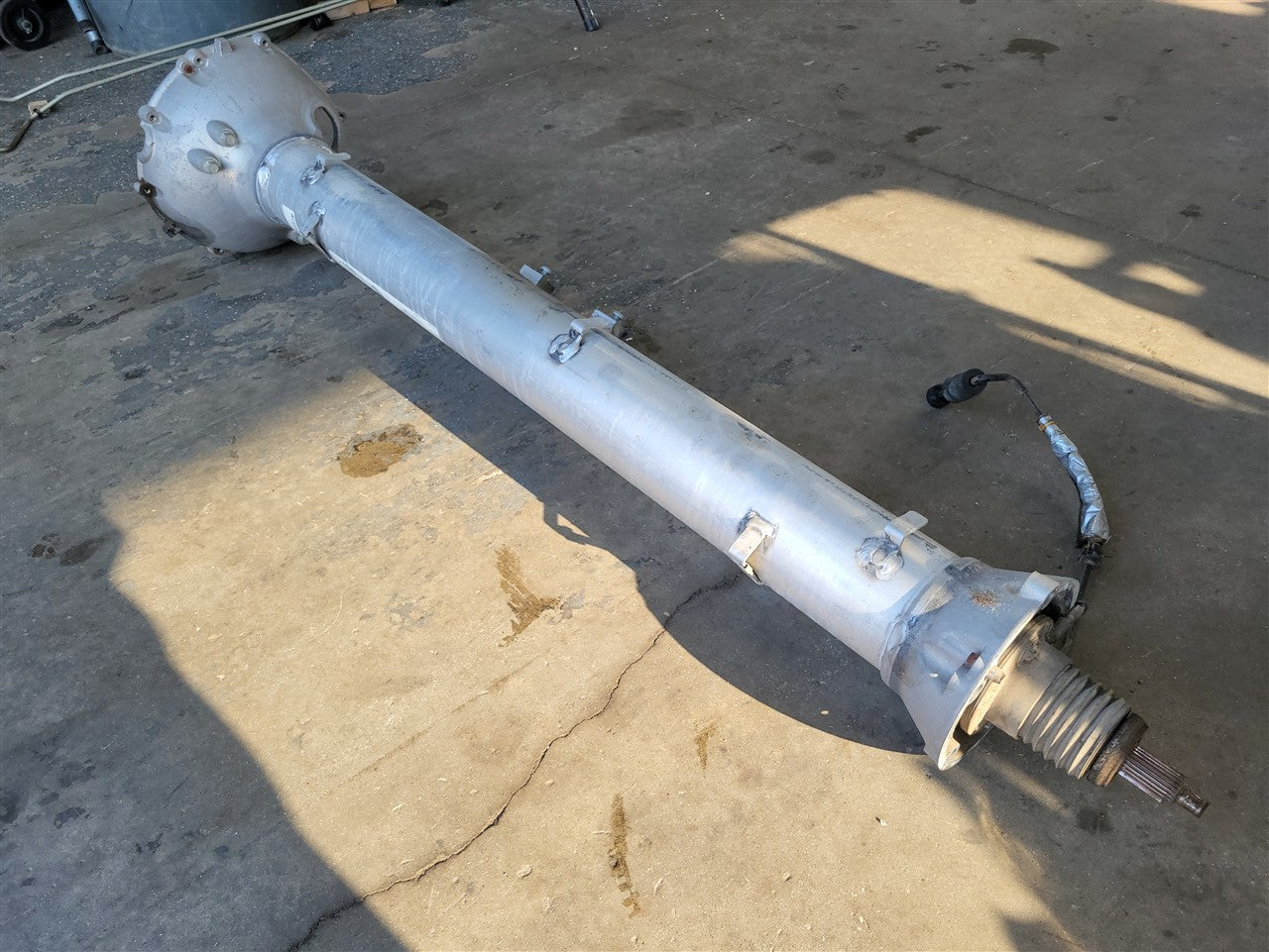 2005 CORVETTE TORQUE TUBE DRIVE SHAFT MANUAL 52K MILES NICE CONDITION 34185 - image 7