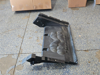 2005 CORVETTE FRONT RADIATOR SHROUD AIR BAFFLE DEFLECTOR 10305278 34186 - image 9