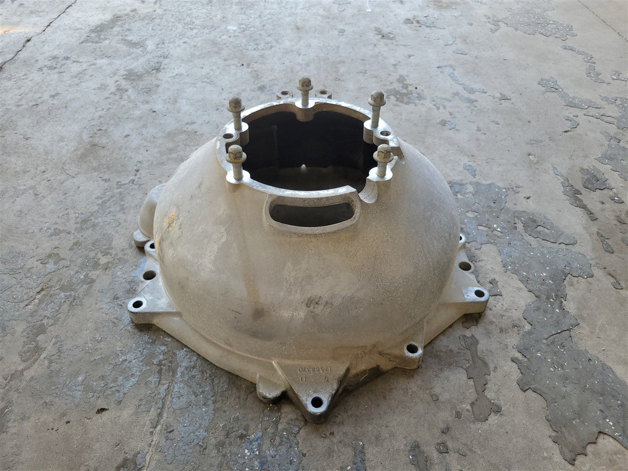 2005 CORVETTE BELL HOUSING LS2 LS3 MANUAL TRANS 12568370 34191 - image 2