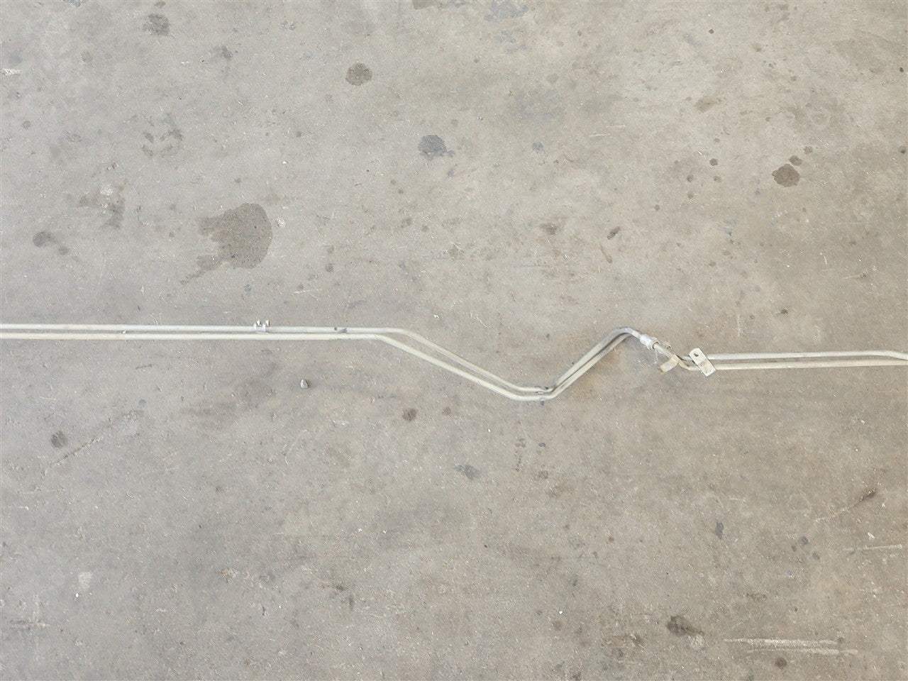 2005 CORVETTE MT MANUAL TRANS COOLER LINES FULL SET 34192 - image 4
