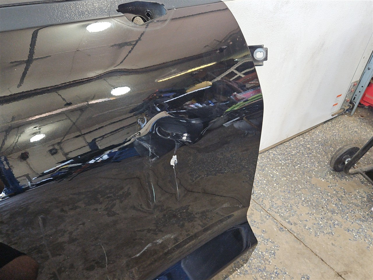 2016 CAMARO RH DOOR BLACK GBA 5DC DENTS BELOW MIRROR 34195 - image 7