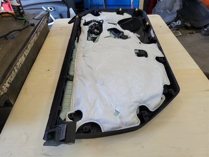 2016 CAMARO RH FRONT DOOR PANEL TRIM 2SS COUPE 34198 - image 9