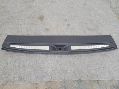 2015 YUKON REAR CARGO SILL SCRUFF TRIM PLATE 341 - image 1