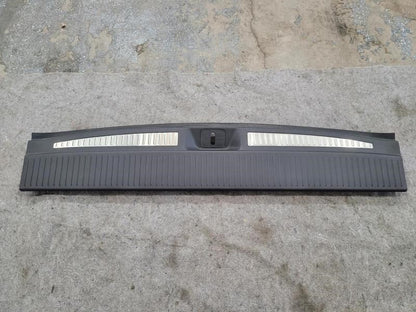 2015 YUKON REAR CARGO SILL SCRUFF TRIM PLATE 341 - image 4
