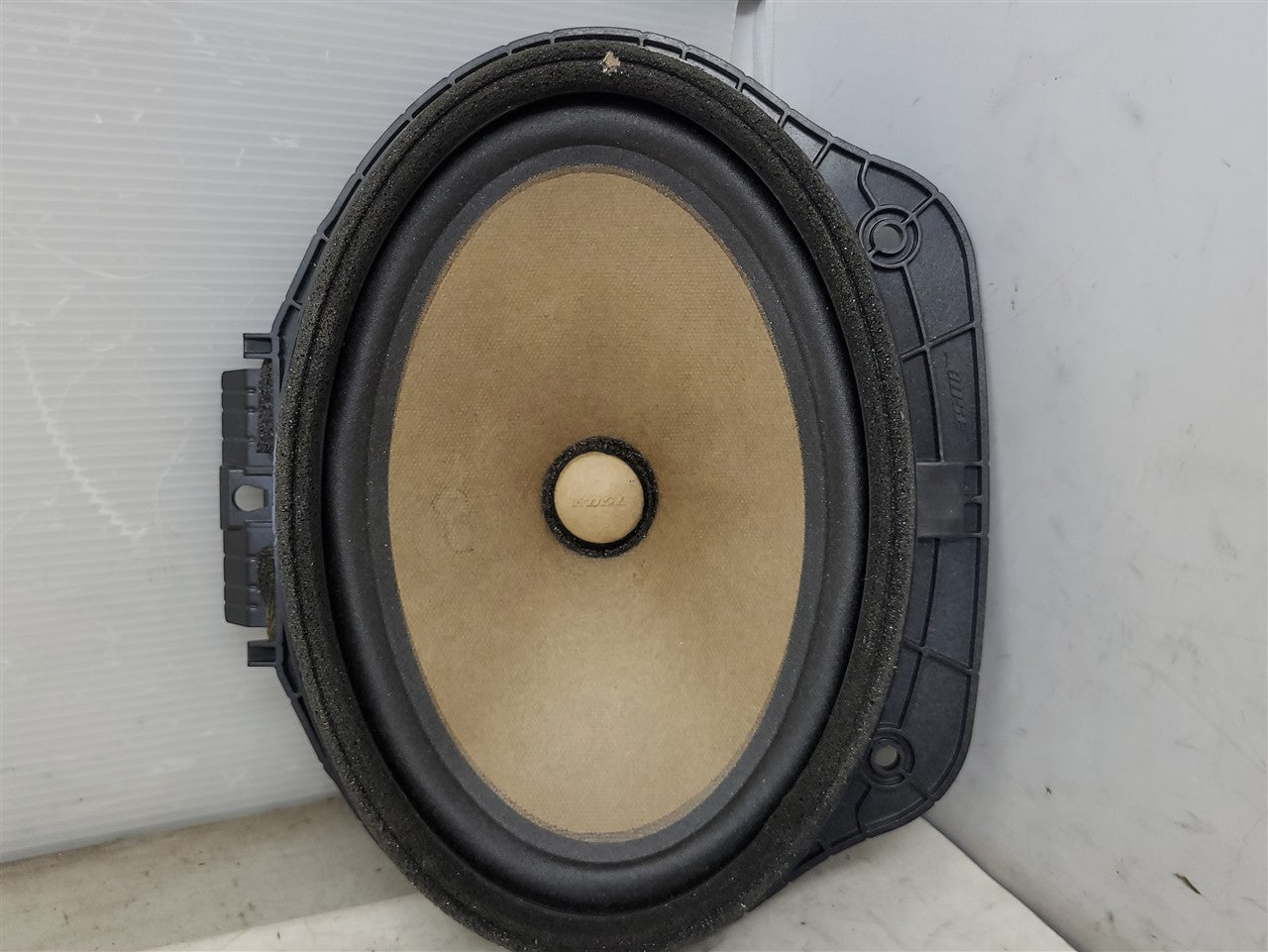 2016 CAMARO FRONT DOOR BOSE SPEAKER 23125292 34200 - image 1