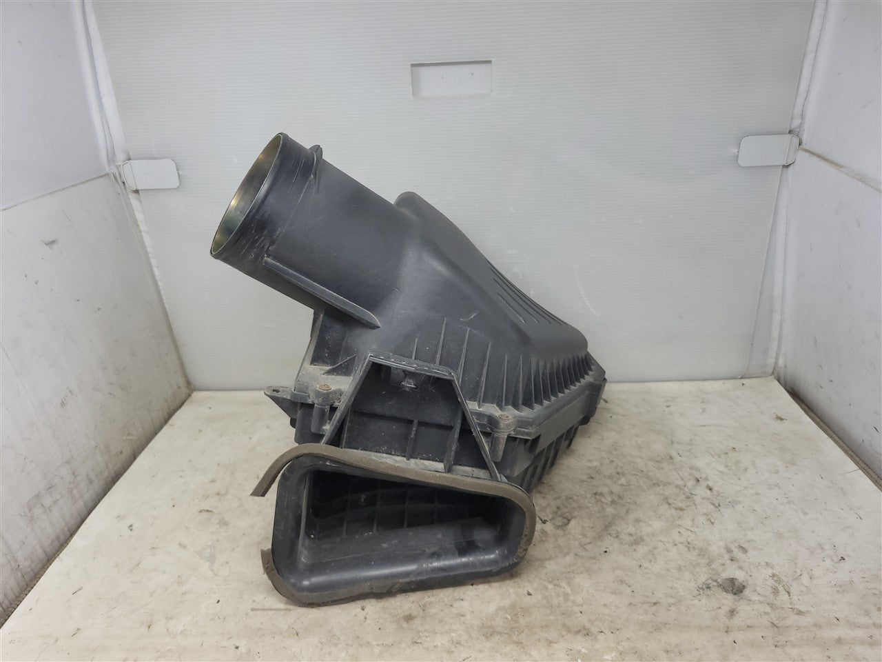 2016 CAMARO 6.2L SS OEM STOCK AIR BOX CLEANER 41K 34213 - image 1