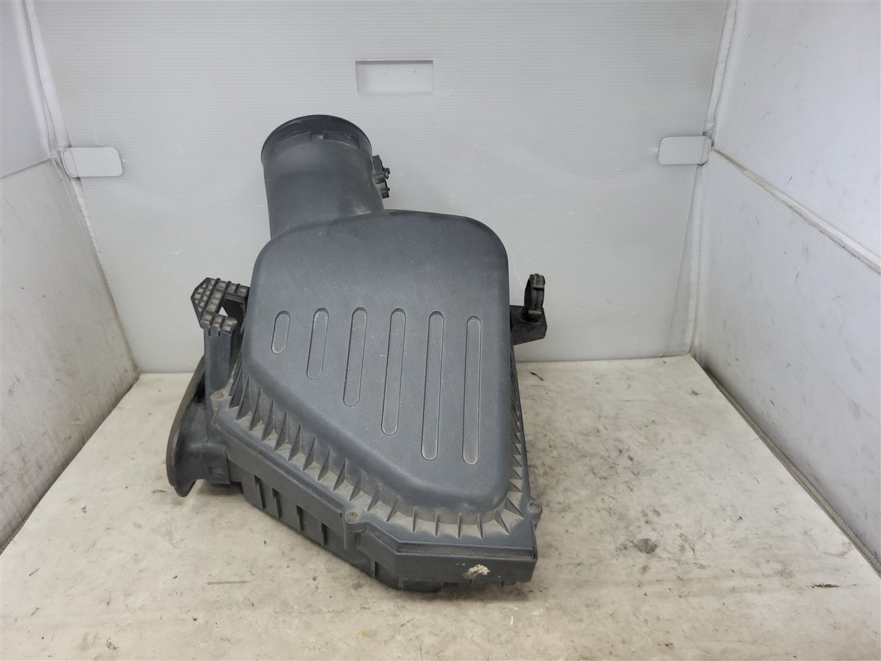 2016 CAMARO 6.2L SS OEM STOCK AIR BOX CLEANER 41K 34213 - image 3