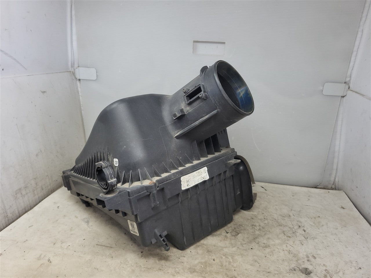 2016 CAMARO 6.2L SS OEM STOCK AIR BOX CLEANER 41K 34213 - image 6