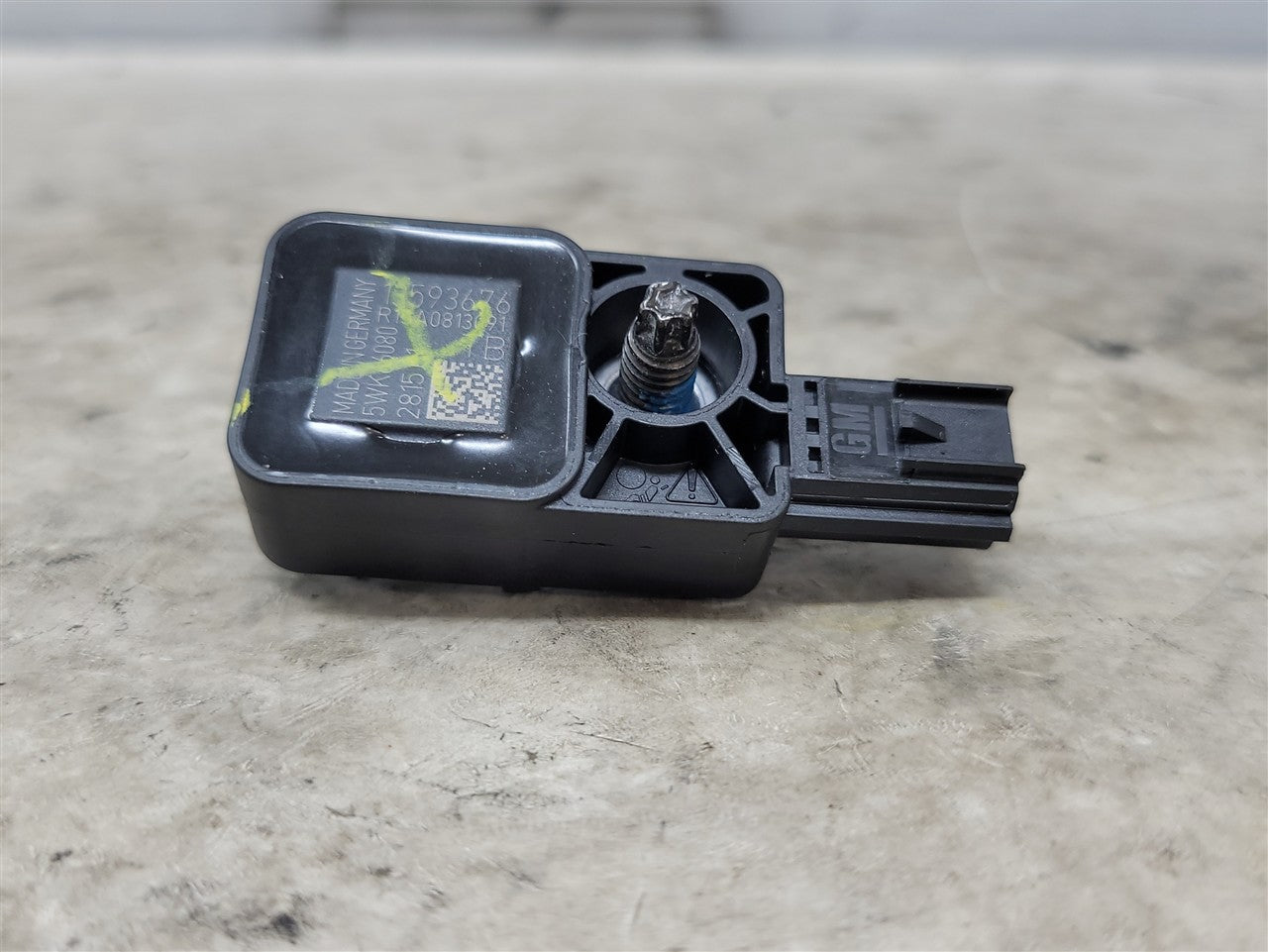 2016 CAMARO OEM GMC CHEVY CRASH SENSOR 13593676 34214 - image 2