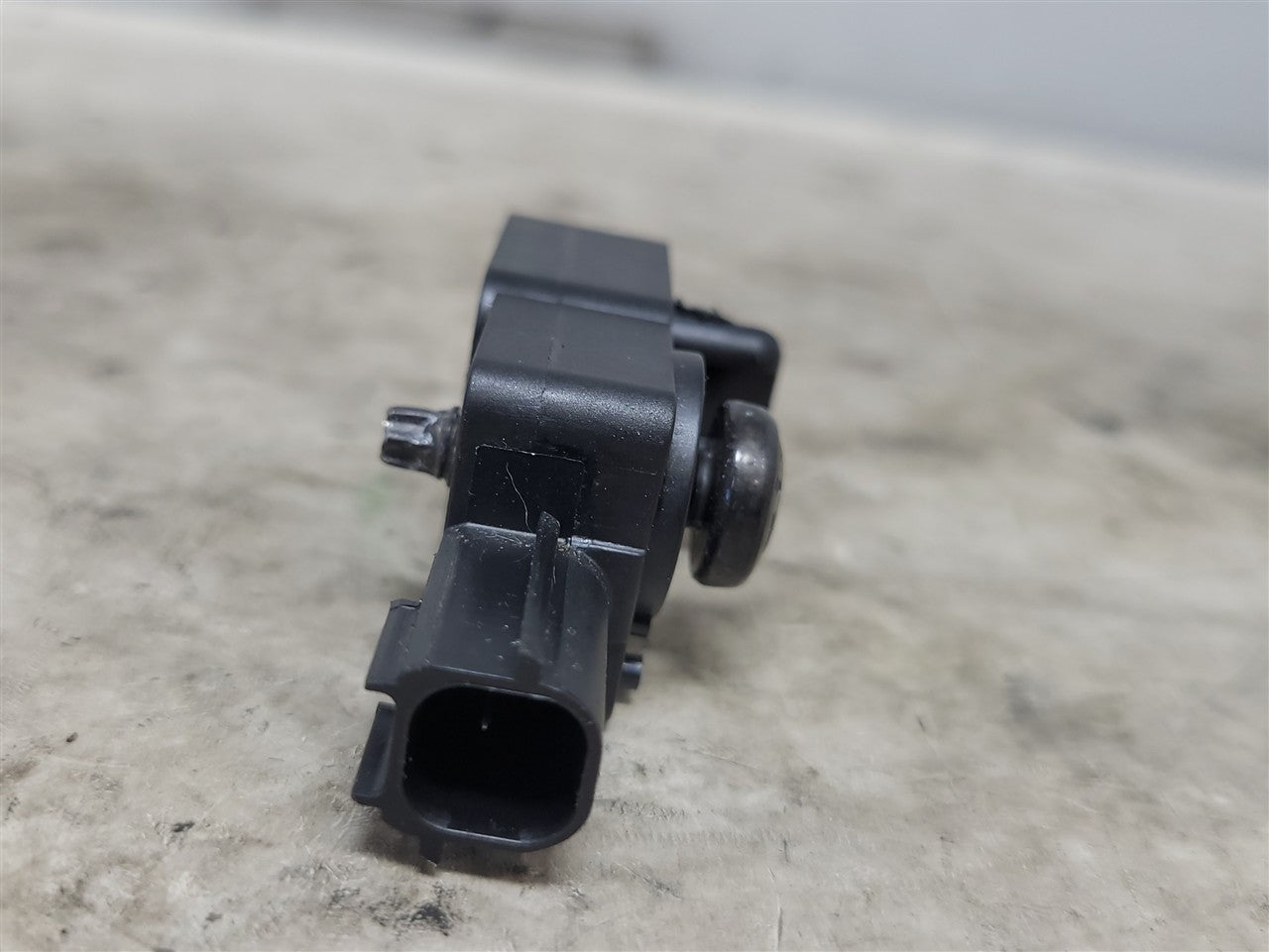 2016 CAMARO OEM GMC CHEVY CRASH SENSOR 13593676 34214 - image 6