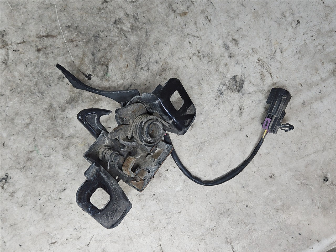 2016 CAMARO HOOD LATCH W/SENSOR 84145131 34216 - image 5