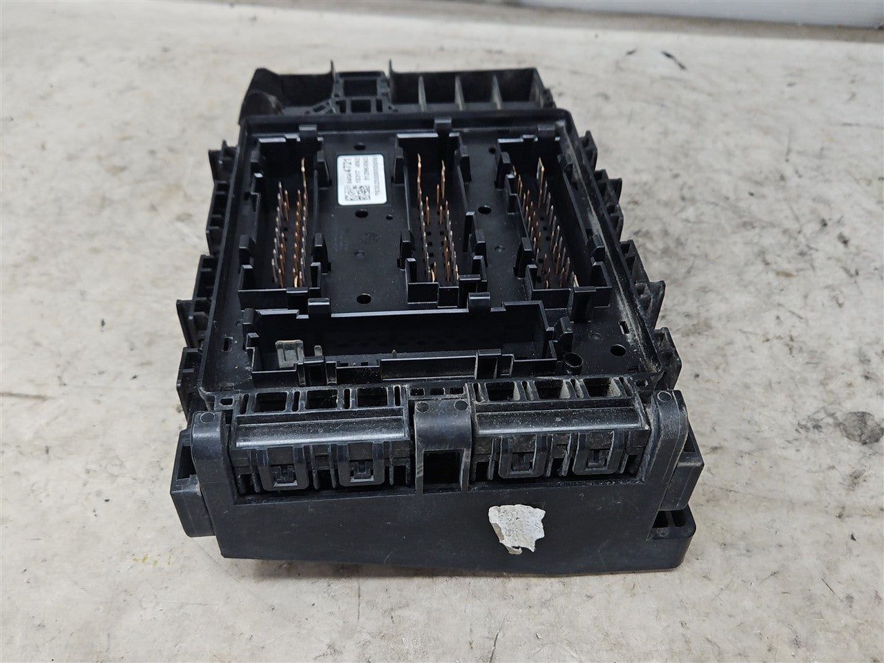 2016 CAMARO SS ENGINE BAY FUSE BOX 84044721 34221 - image 8
