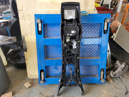 2016 CAMARO CENTER CONSOLE BLACK MANUAL TRANS 34228 - image 12
