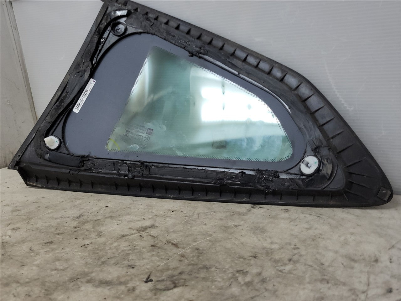 2016 CAMARO RH PASSENGER QUARTER GLASS COUPE 34230 - image 8