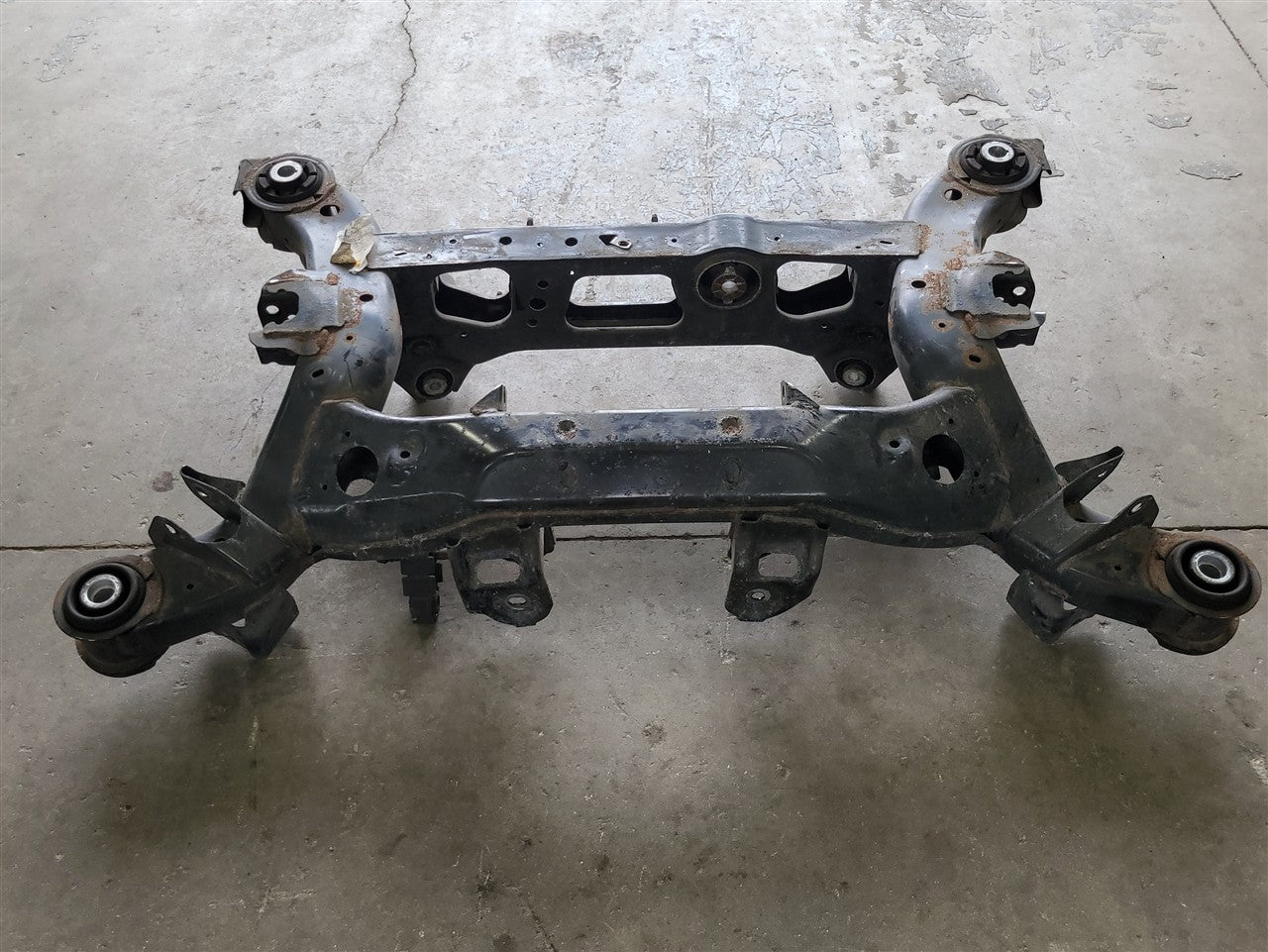 2016 CAMARO REAR SUSPENSION CRADLE CROSSMEMBER 34234 - image 2
