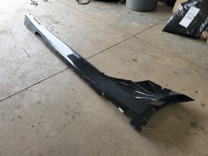 2016 CAMARO LH DRIVER ROCKER MOLDING BLACK GBA 34235 - image 3