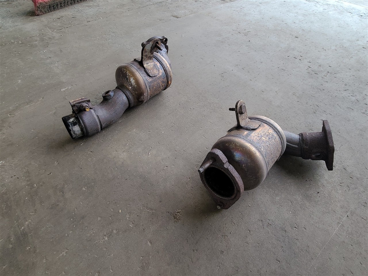 2016 CAMARO OEM 6.2L EXHAUST Y PIPE PAIR 41K MI 34237 - image 3