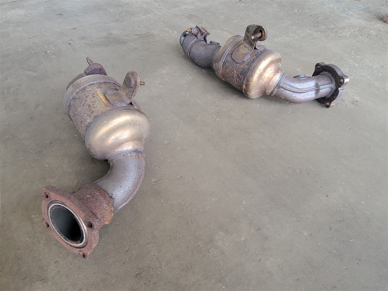 2016 CAMARO OEM 6.2L EXHAUST Y PIPE PAIR 41K MI 34237 - image 5