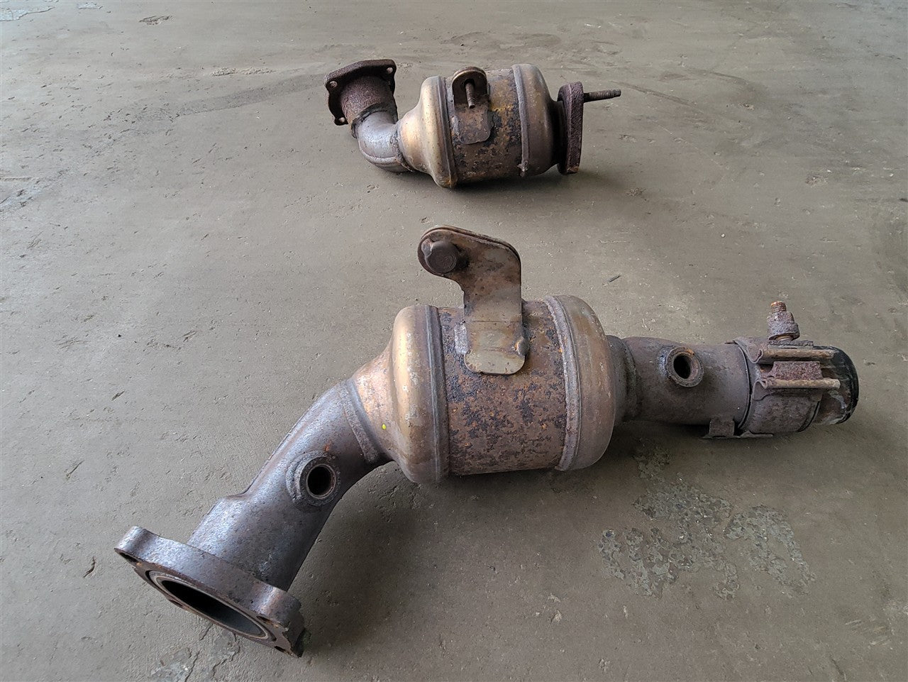 2016 CAMARO OEM 6.2L EXHAUST Y PIPE PAIR 41K MI 34237 - image 8