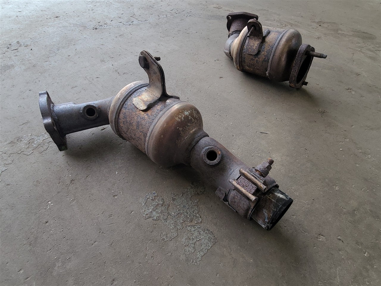 2016 CAMARO OEM 6.2L EXHAUST Y PIPE PAIR 41K MI 34237 - image 9