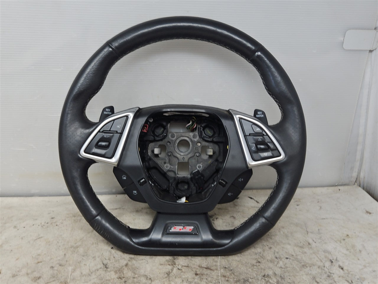 2016 CAMARO LEATHER STEERING WHEEL HEATED 34238 - image 1