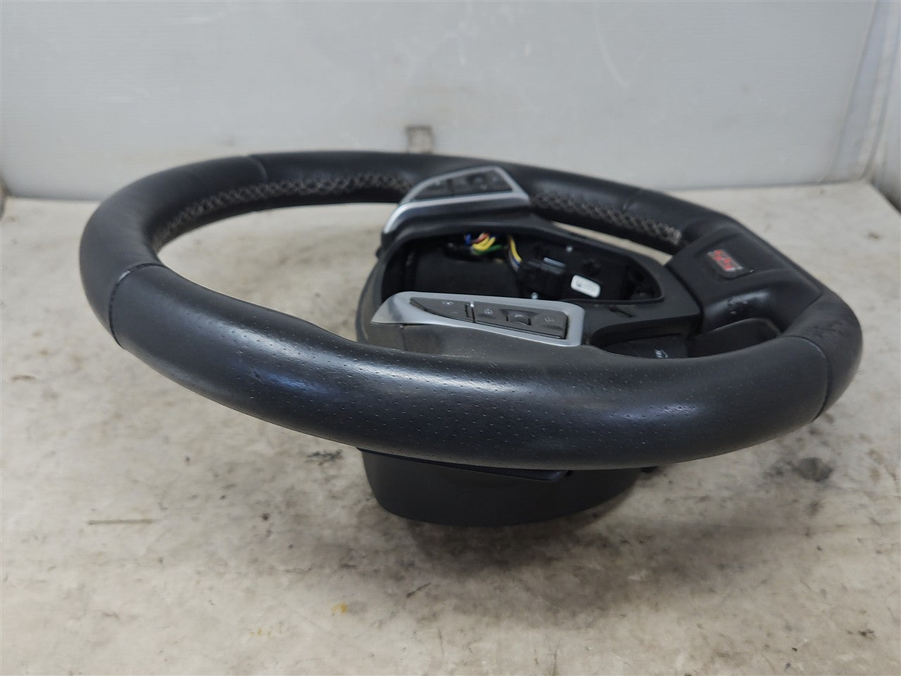 2016 CAMARO LEATHER STEERING WHEEL HEATED 34238 - image 3