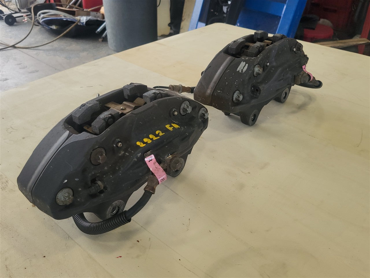 2016 CAMARO FRONT BREMBO CALIPERS LH RH PAIR 34240 - image 4