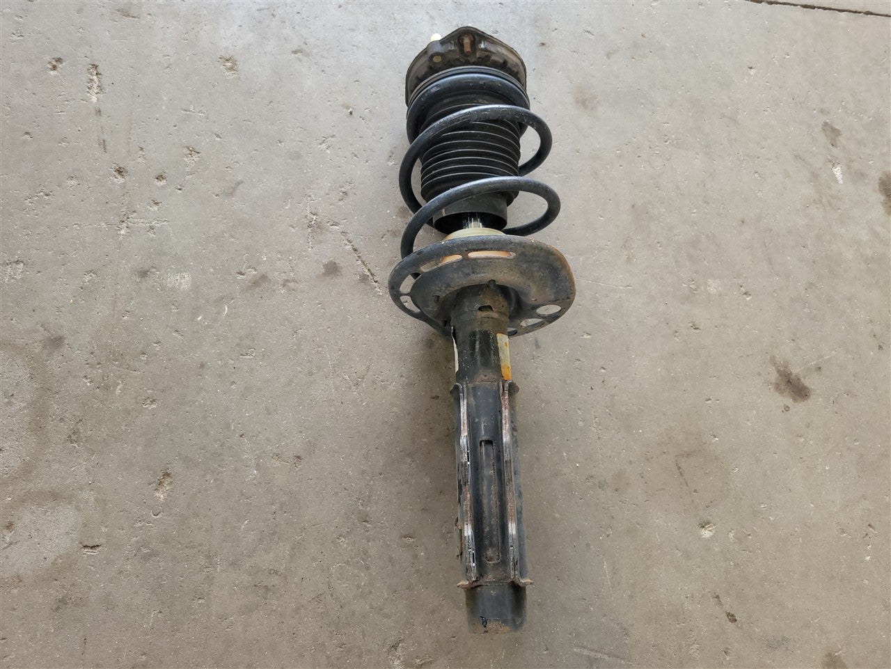 2016 CAMARO LH DRIVER FRONT STRUT 41K 23420871 34246 - image 9