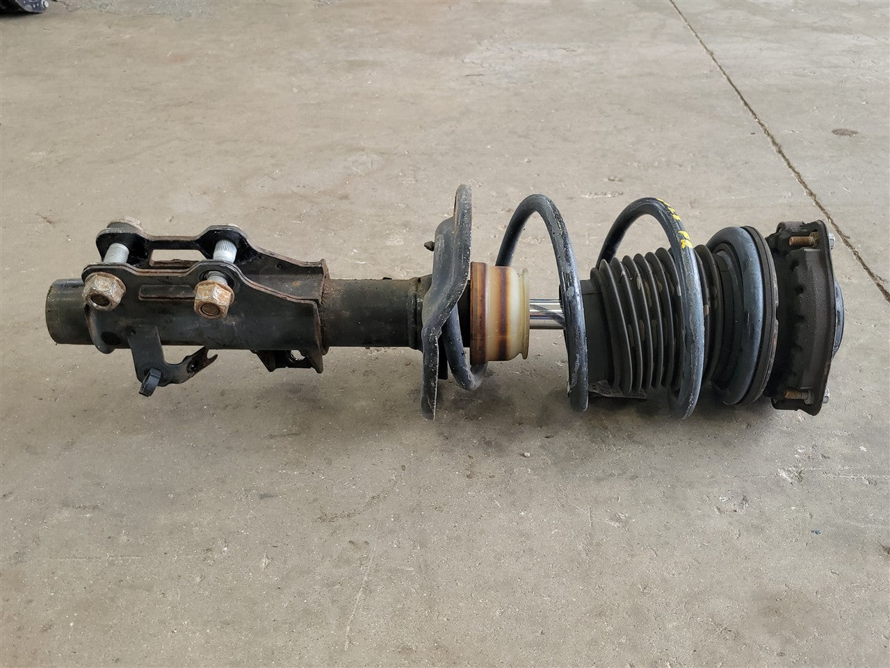 2016 CAMARO RH PASSENGER FRONT STRUT 41K 34247 - image 5