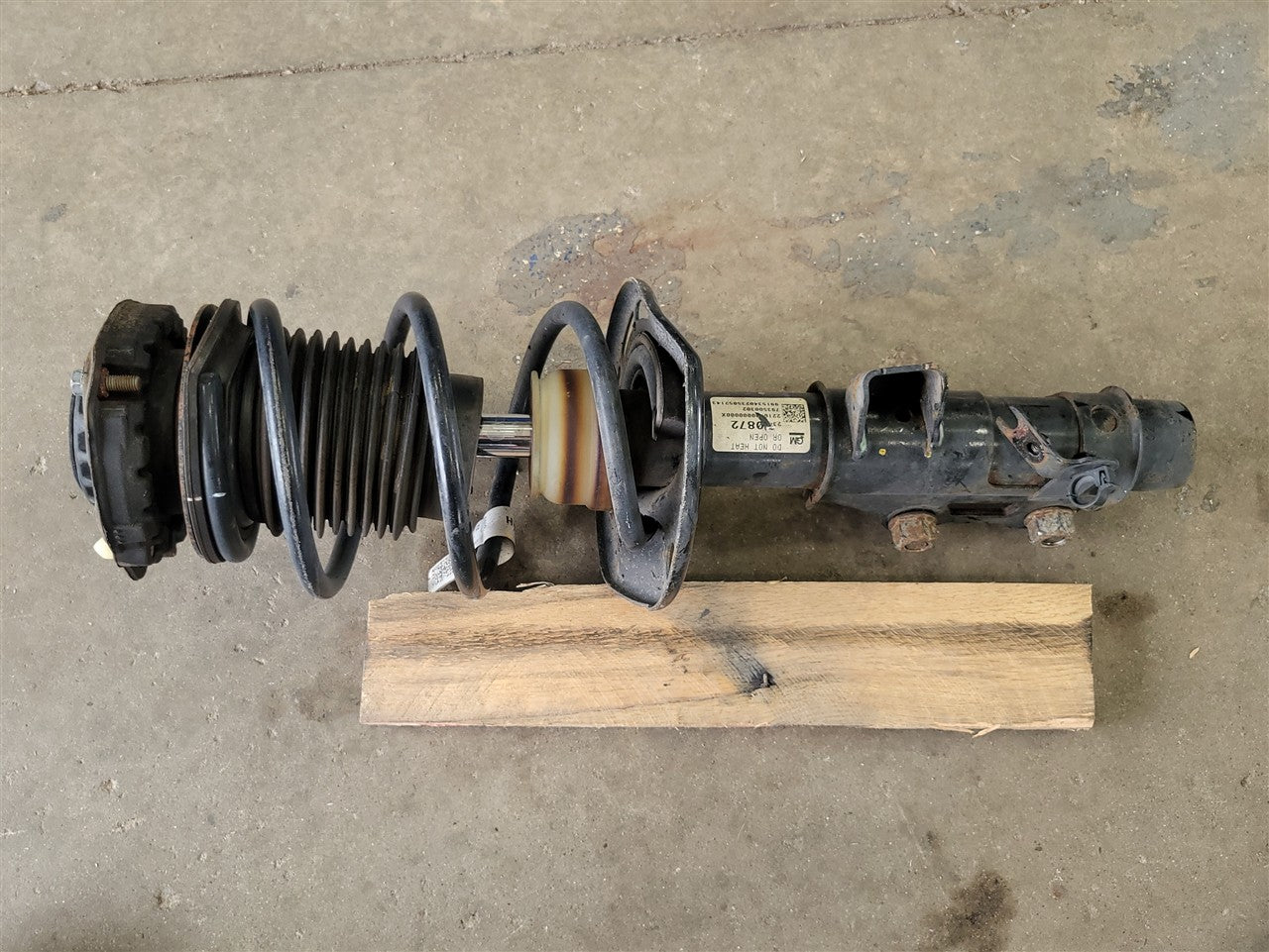 2016 CAMARO RH PASSENGER FRONT STRUT 41K 34247 - image 10