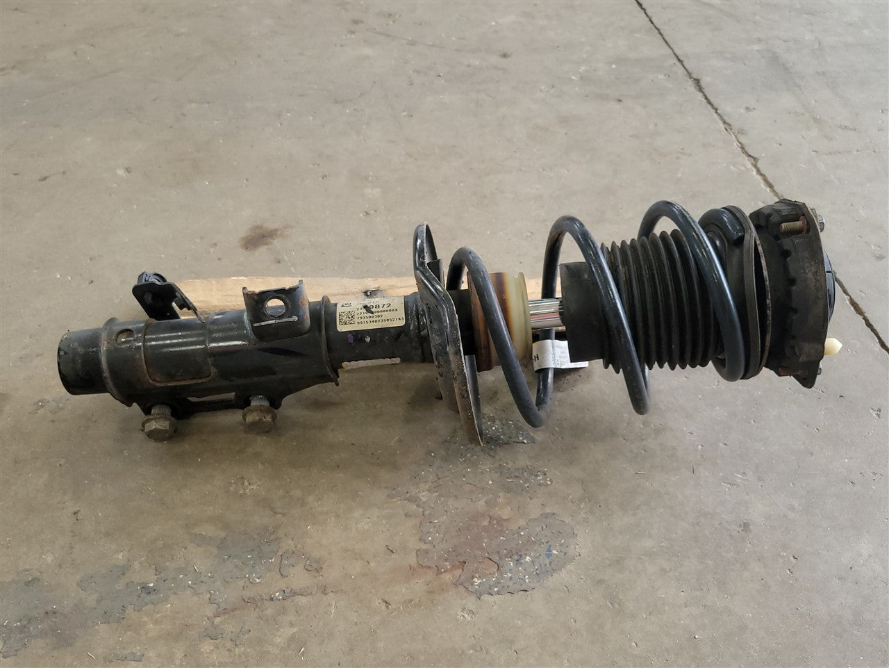 2016 CAMARO RH PASSENGER FRONT STRUT 41K 34247 - image 12