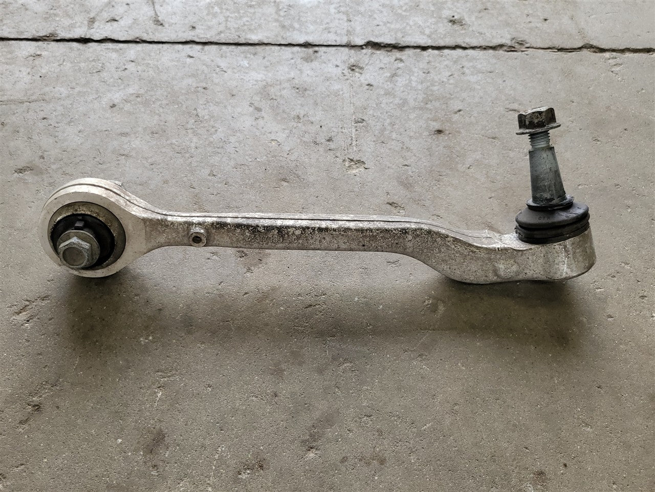 2016 CAMARO LH FRONT REARWARD CONTROL ARM LINK 41K 34248 - image 3