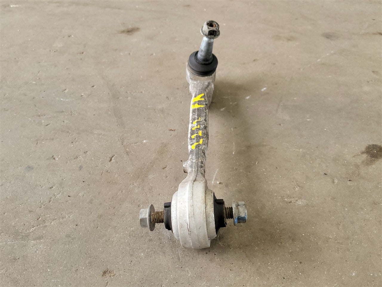 2016 CAMARO RH FRONT REARWARD LINK 23317370 41K 34249 - image 3