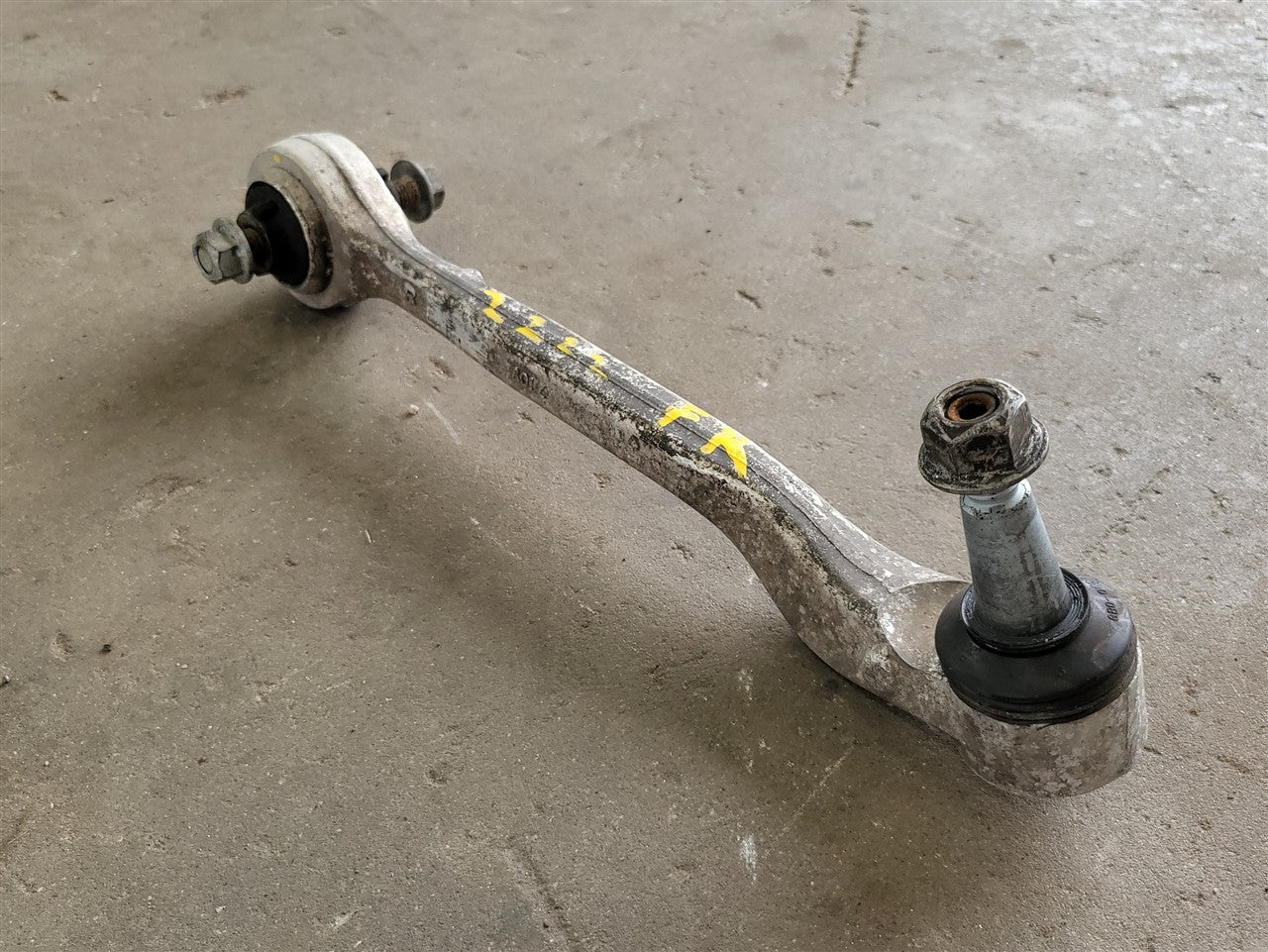 2016 CAMARO RH FRONT REARWARD LINK 23317370 41K 34249 - image 6