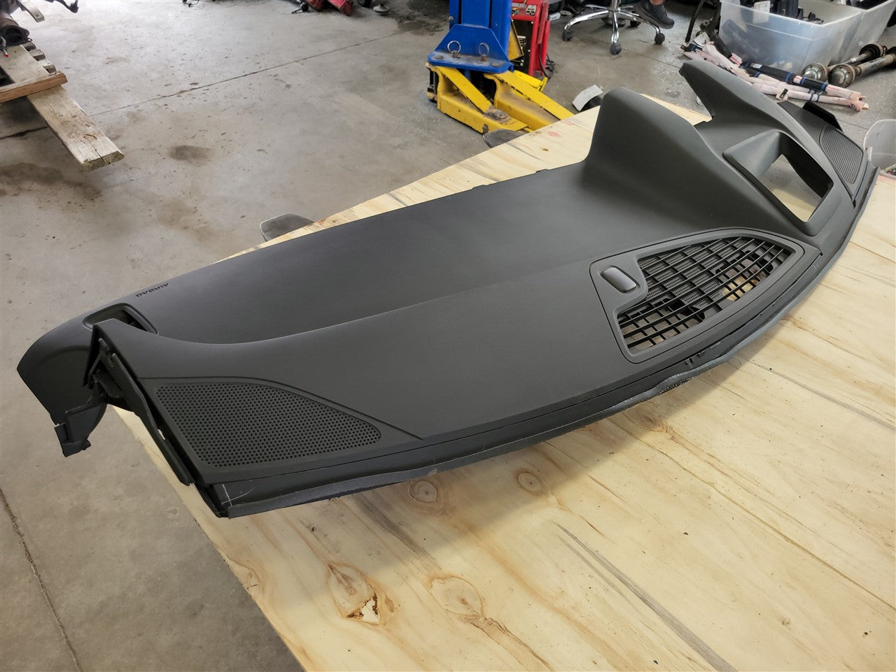2016 CAMARO UPPER DASH PANEL & RH BAG 34256 - image 5