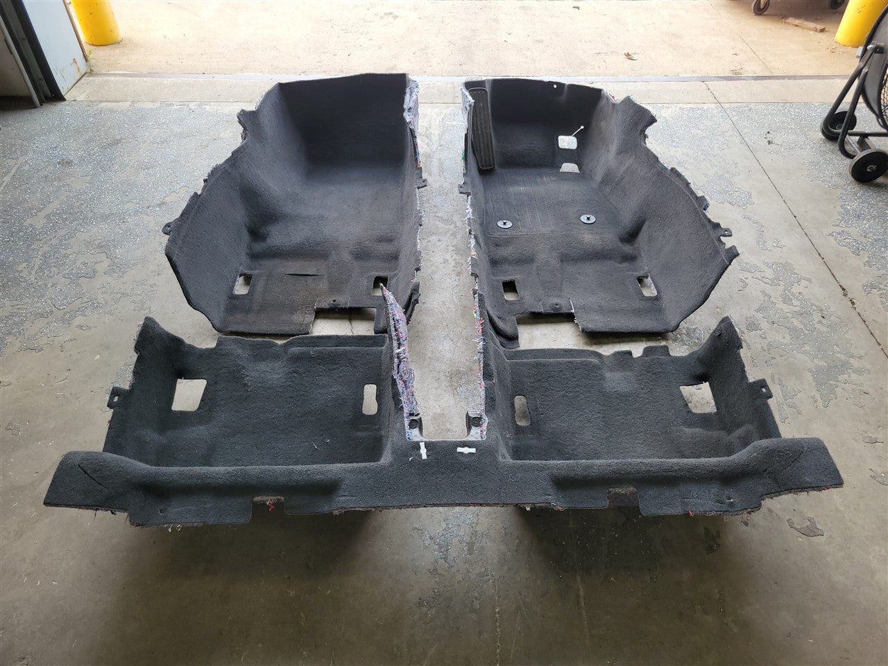 2016 CAMARO FRONT & REAR CARPET COUPE BLACK 34258 - image 2