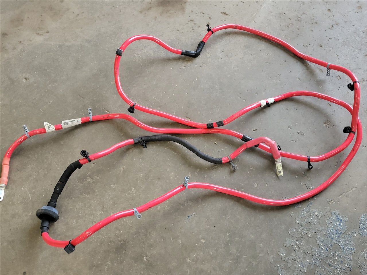 2016 CAMARO POSITIVE BATTERY CABLE TRUNK TO ENGINE 23404974 34259 - image 2
