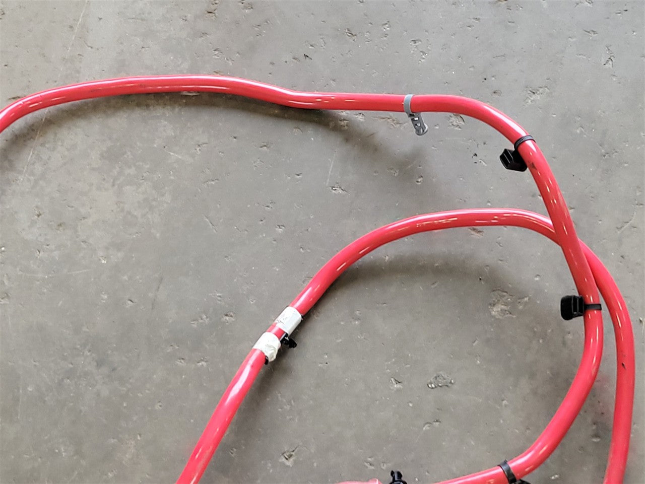 2016 CAMARO POSITIVE BATTERY CABLE TRUNK TO ENGINE 23404974 34259 - image 5