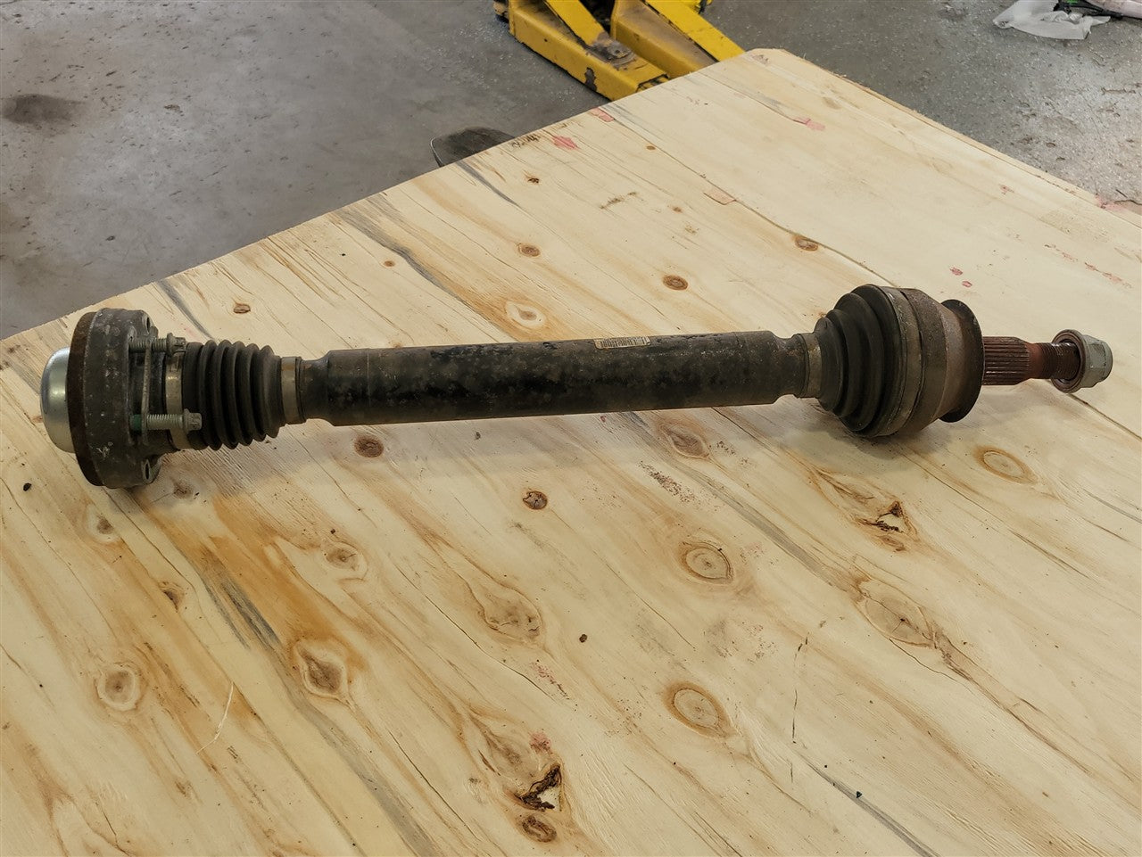 2016 CAMARO LH AXLE SHAFT SS 22972610 41K 34260 - image 6