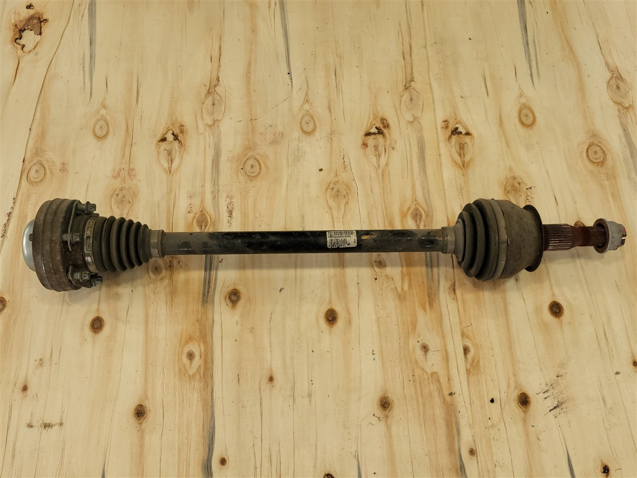 2016 CAMARO RH REAR AXLE 6.2L SS 22972611 41K MILES 34261 - image 1