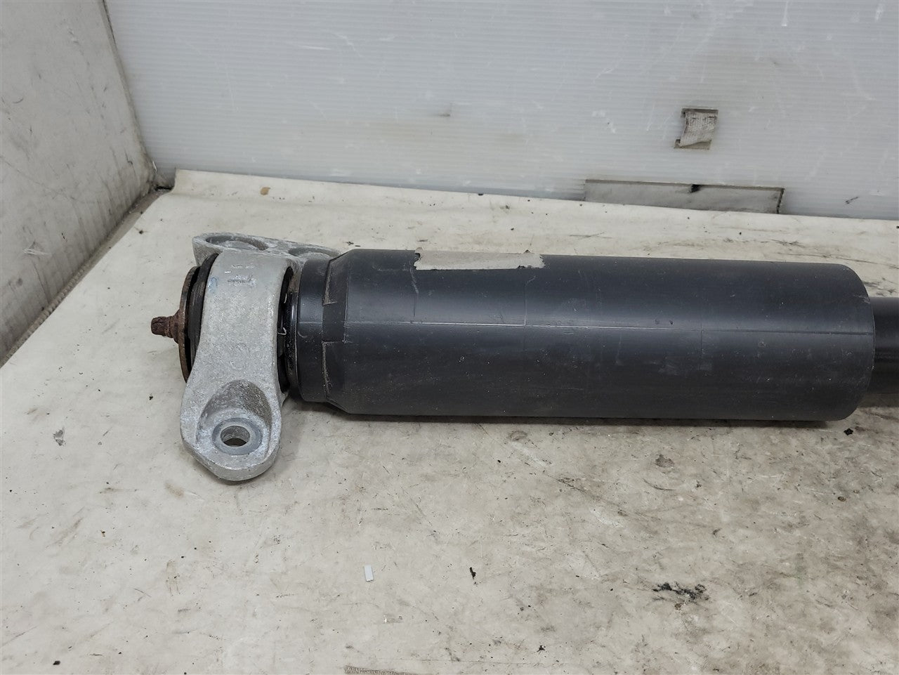 2016 CAMARO LH DRIVER REAR SHOCK ABSORBER 23382416 34262 - image 3