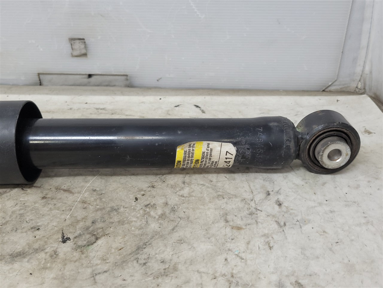 2016 CAMARO RH PASSENGER REAR SHOCK ABSORBER 23382417 41K MILES 34263 - image 3