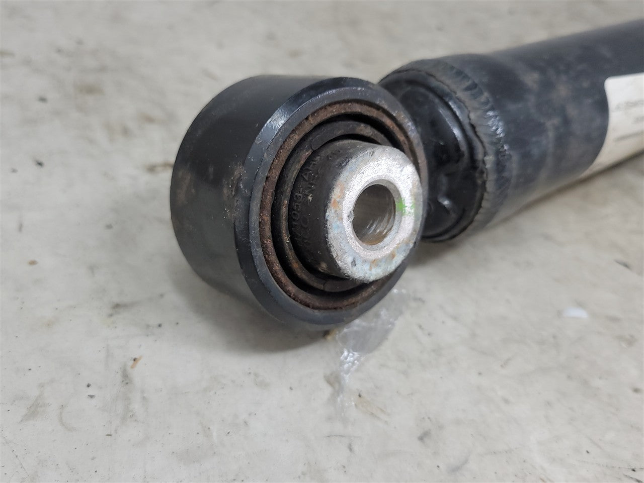 2016 CAMARO RH PASSENGER REAR SHOCK ABSORBER 23382417 41K MILES 34263 - image 10