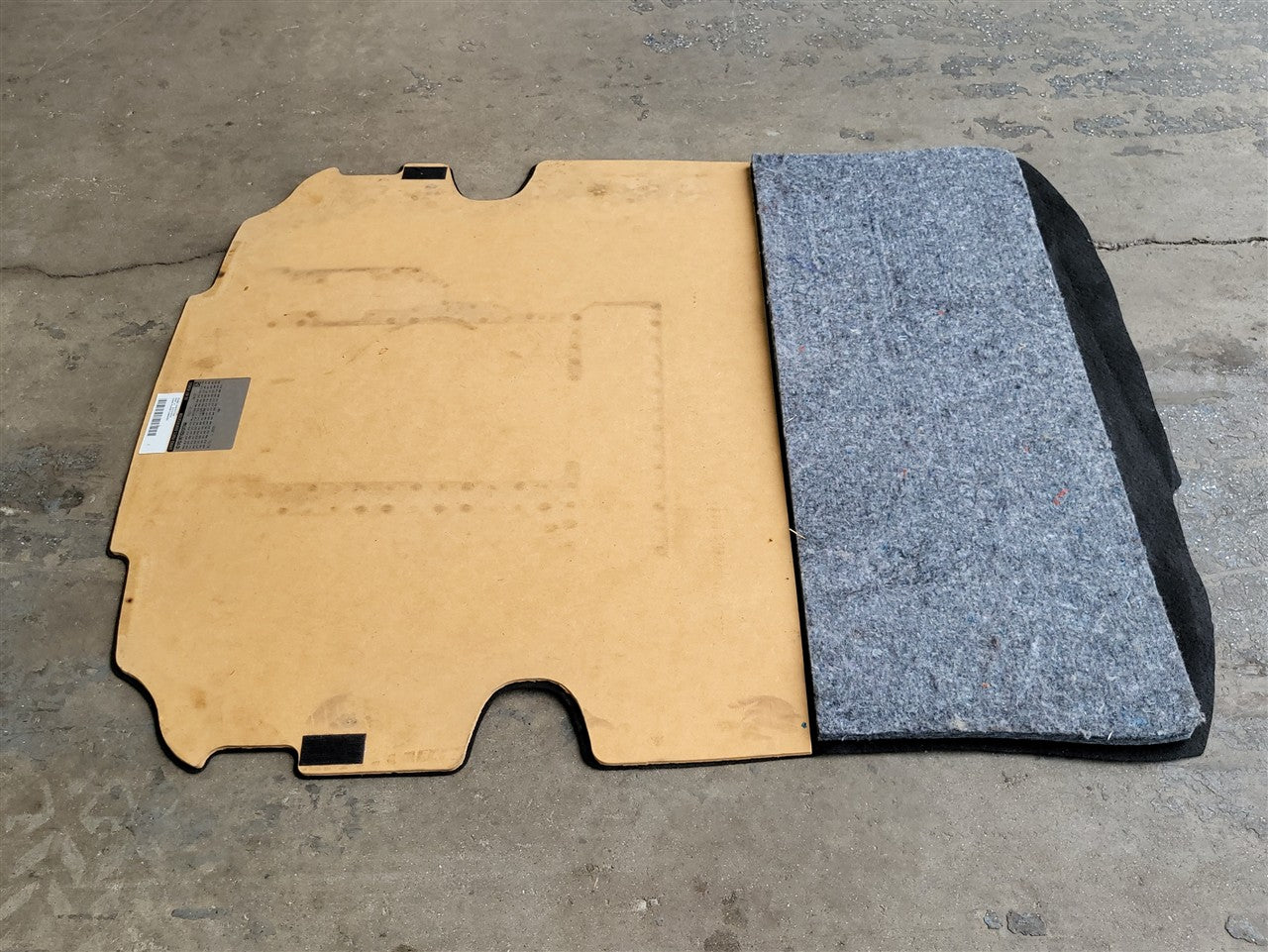 2016 CAMARO REAR TRUNK FLOOR CARPET SPARE COVER 34265 - image 8