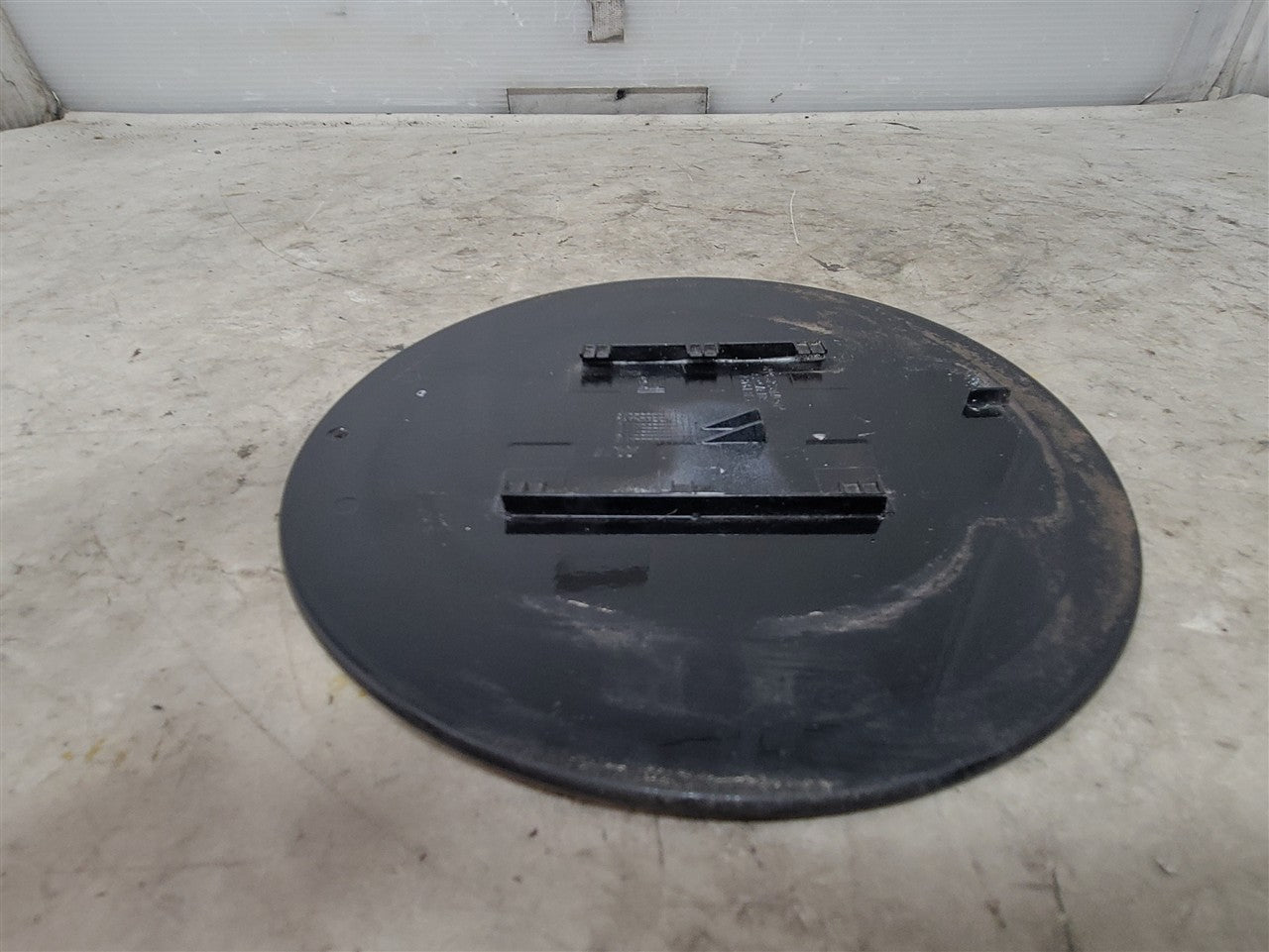 2016 CAMARO GAS TANK FUEL FILLER DOOR BLACK GBA 34270 - image 7