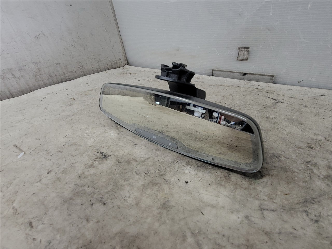 2016 CAMARO REAR VIEW MIRROR UE1 DD8 84483023 34271 - image 2