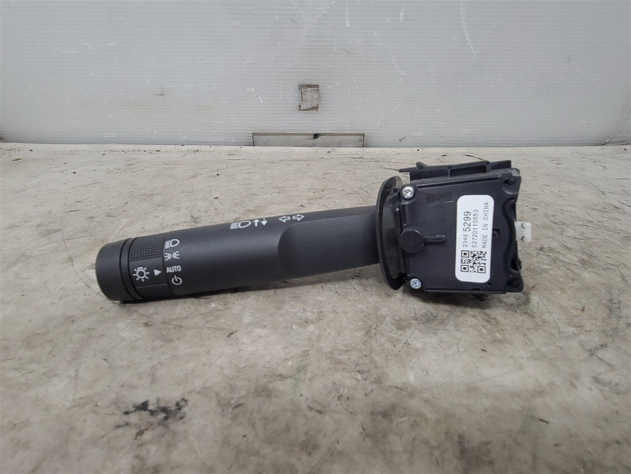 2016 CAMARO TURN SIGNAL & HEADLIGHT STALK SWITCH 34273 - image 1