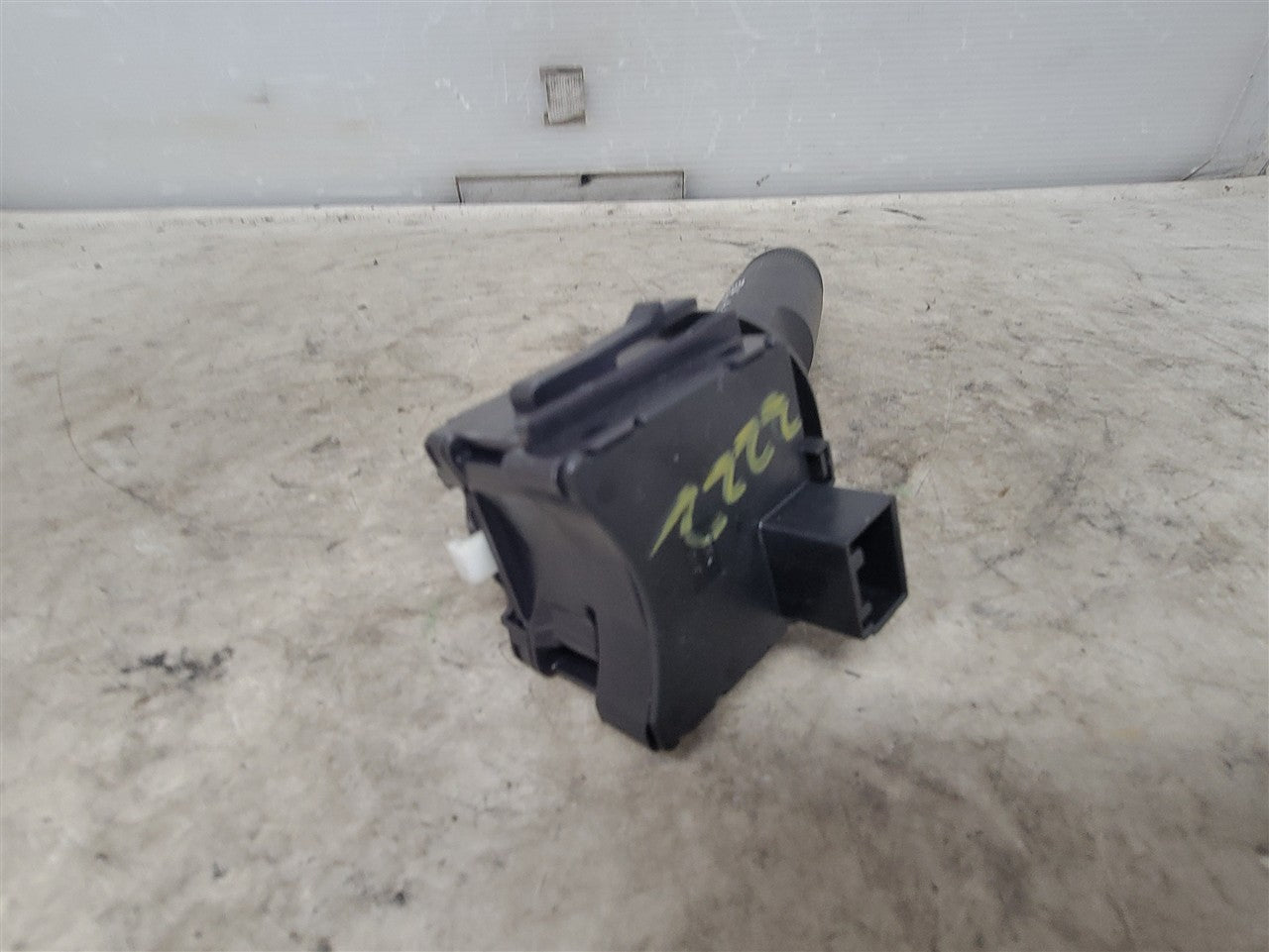 2016 CAMARO TURN SIGNAL & HEADLIGHT STALK SWITCH 34273 - image 3